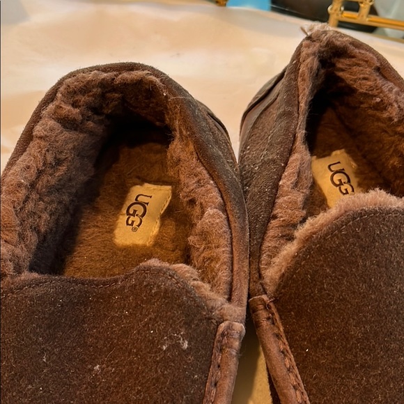UGG - Picture 12 of 12